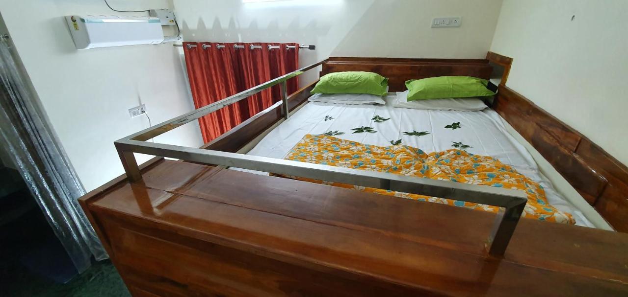 Shree Suites Kuttālam Εξωτερικό φωτογραφία